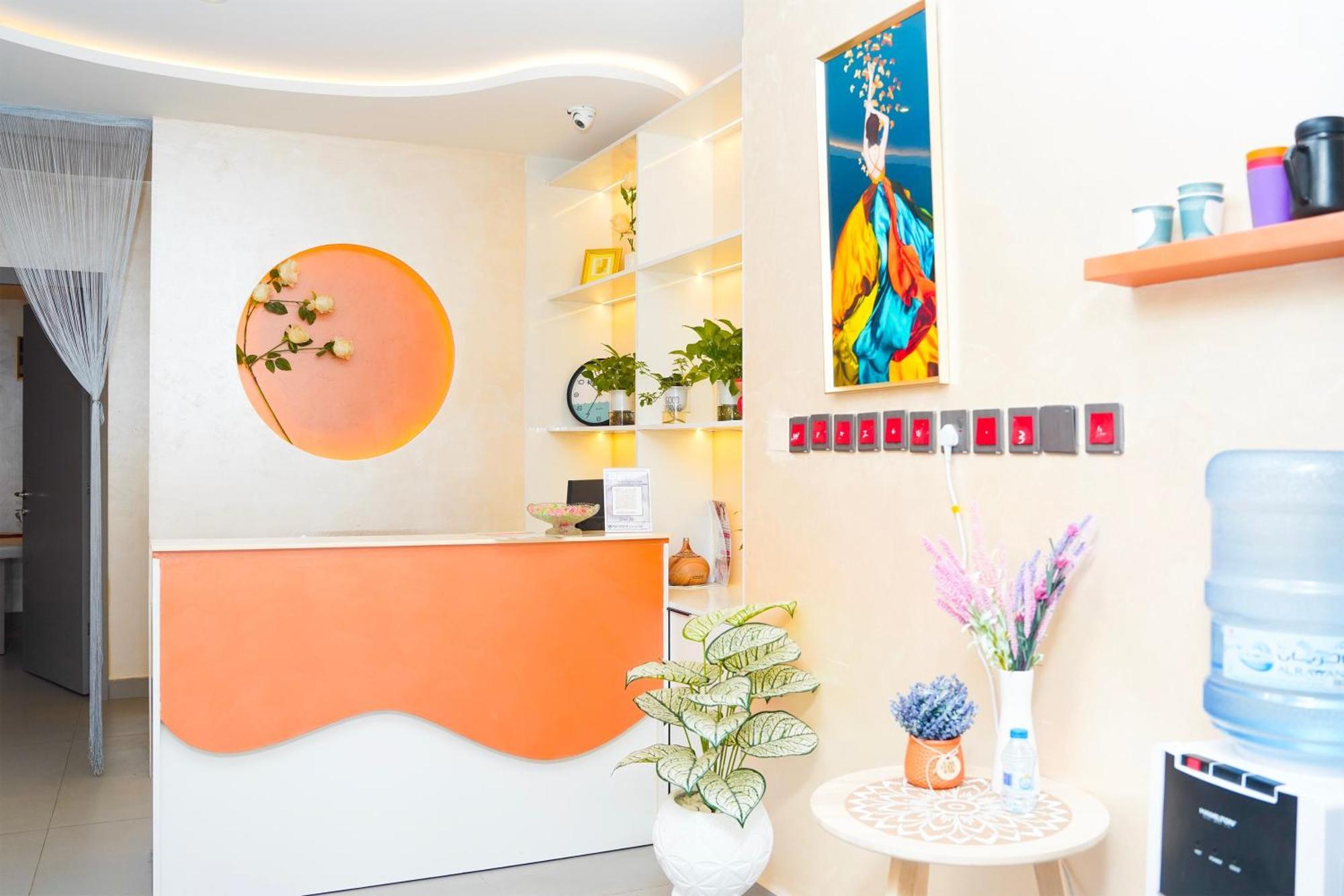 Al Bayrahaa Hotel Apartments Ес-Сіб Екстер'єр фото