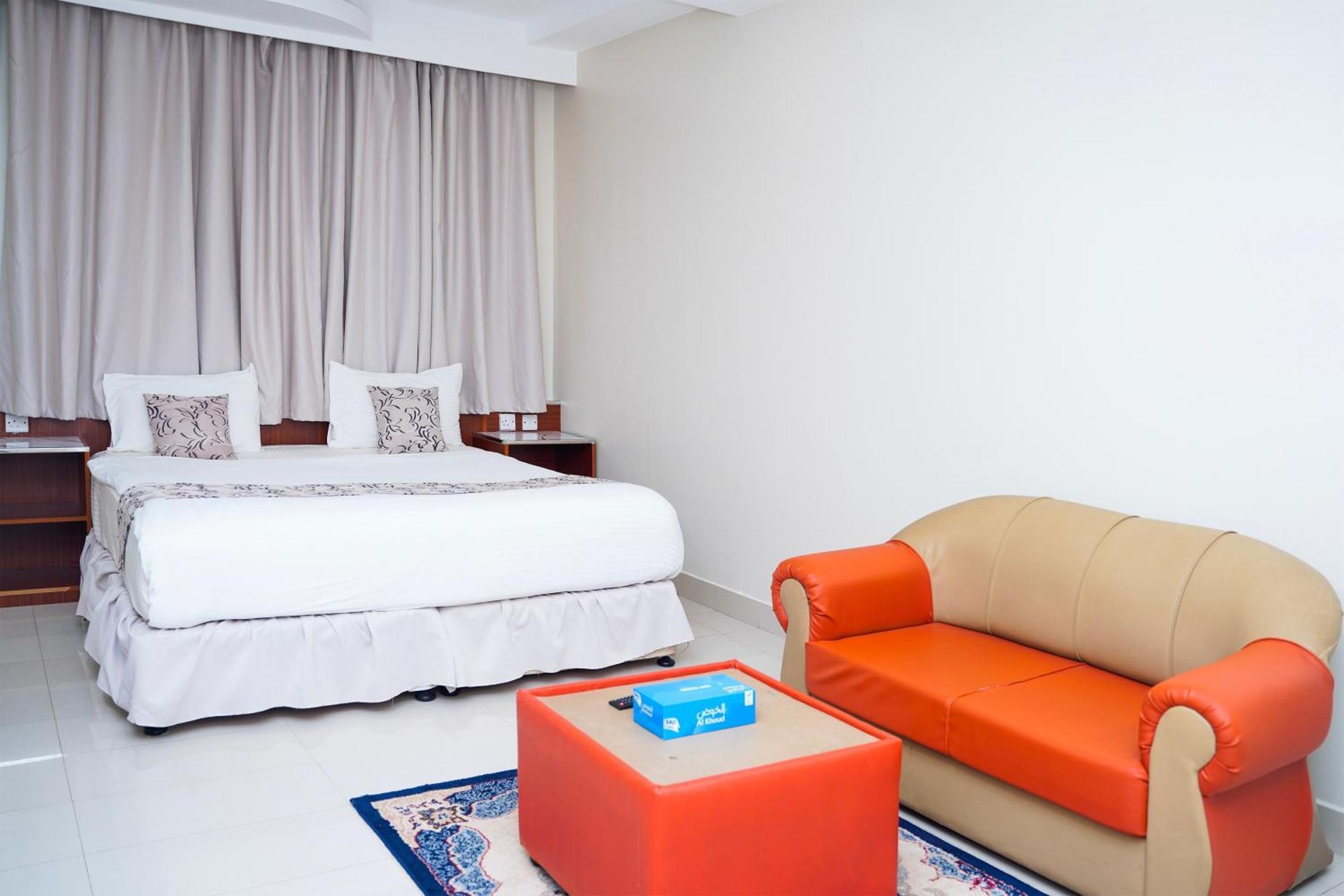 Al Bayrahaa Hotel Apartments Ес-Сіб Екстер'єр фото