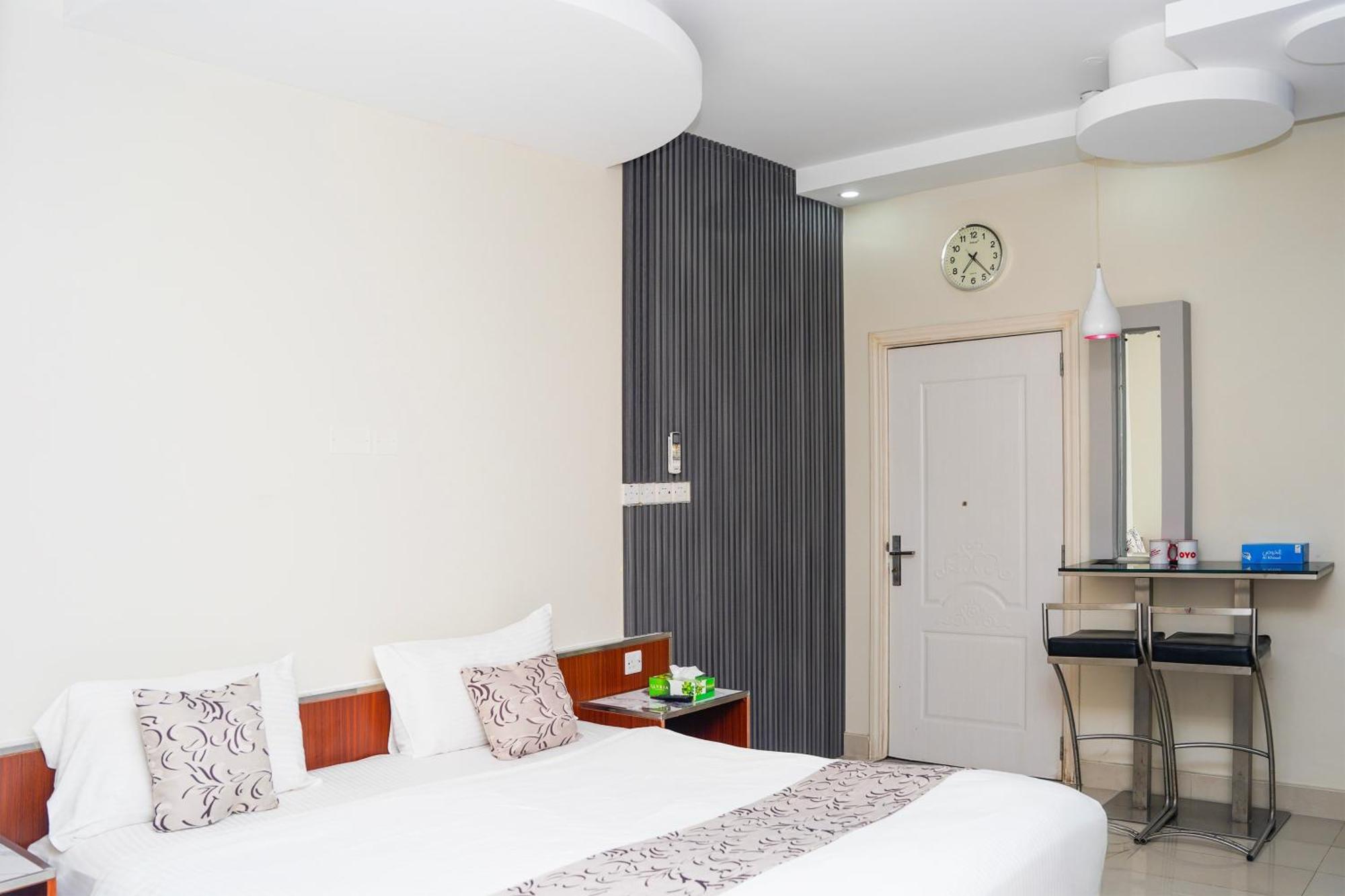 Al Bayrahaa Hotel Apartments Ес-Сіб Екстер'єр фото